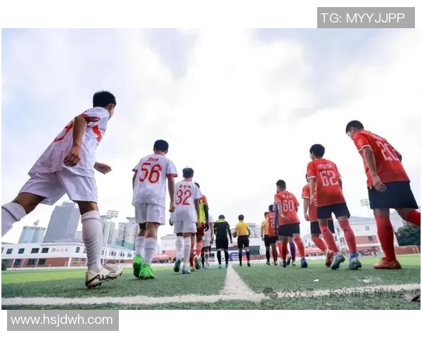 中学生学习足球明星的优缺点及对个人成长的影响分析 中学生学习足球明星的优缺点及对个人成长的影响分析